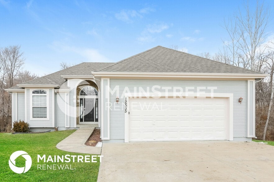 Primary Photo - 12535 E 56 St