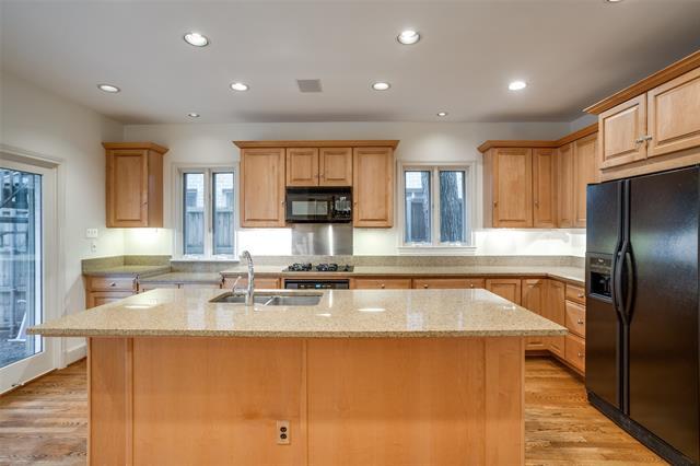 Building Photo - 4109 Normandy Ave