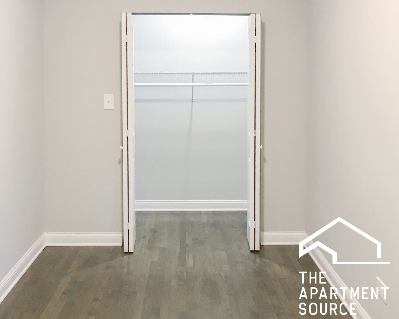 Building Photo - 2730 N Wayne Ave