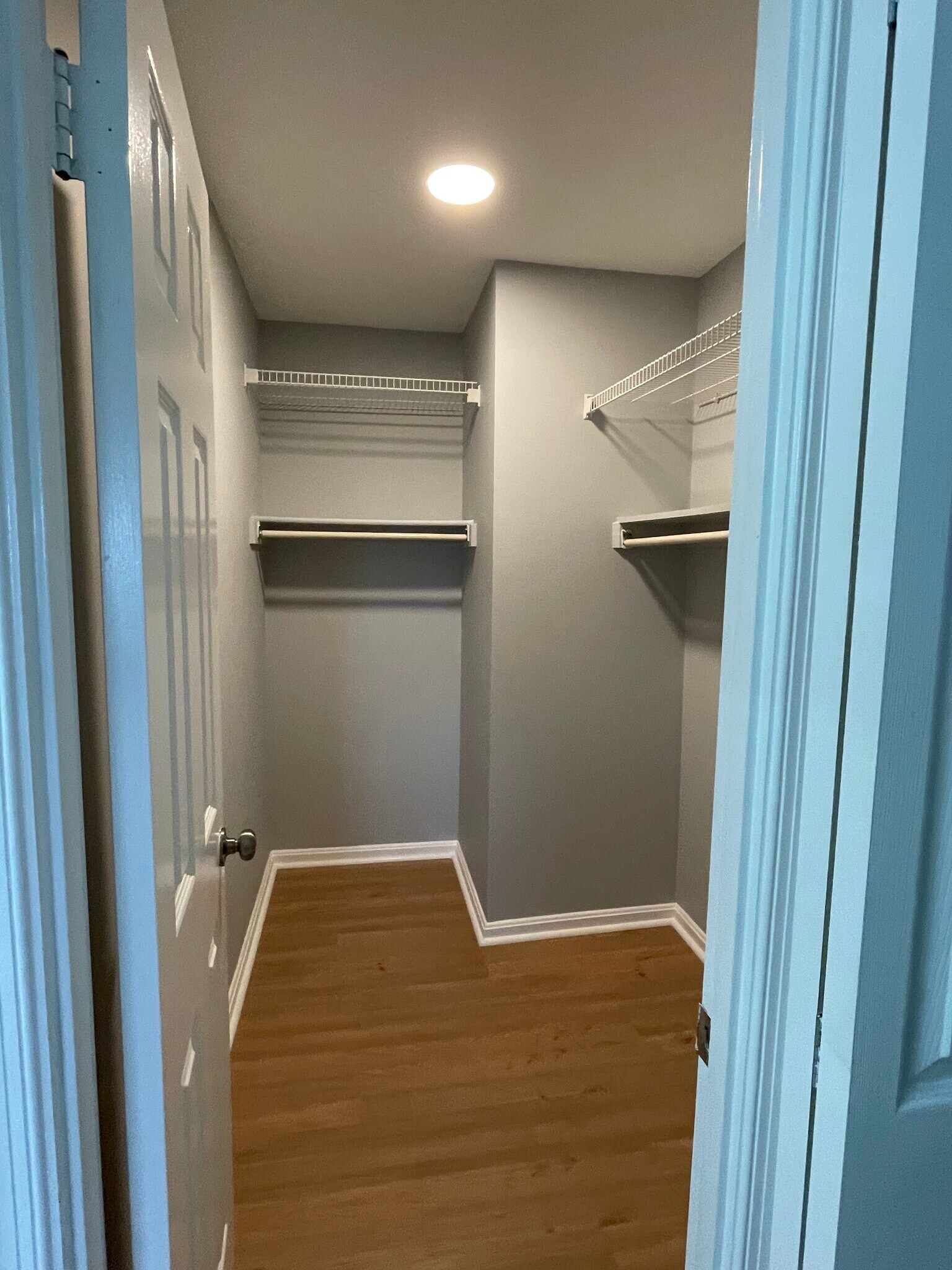 Walk in closet - 3800 Powell Ln