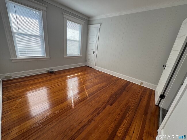 Building Photo - 201 Myrtle St