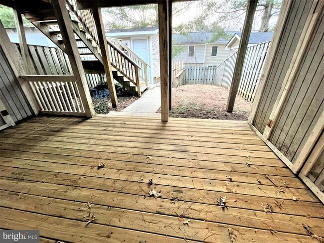 Building Photo - 17626 Longview Ln