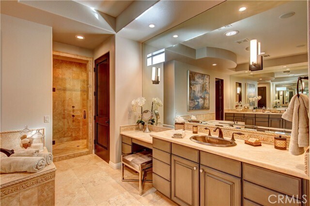 Building Photo - 55775 Pebble Beach