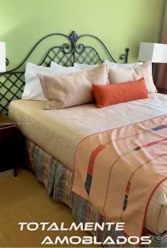 Building Photo - 16690 Blatt Blvd