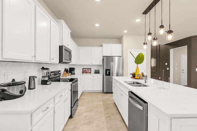 Building Photo - 16299 St Kitts Cir