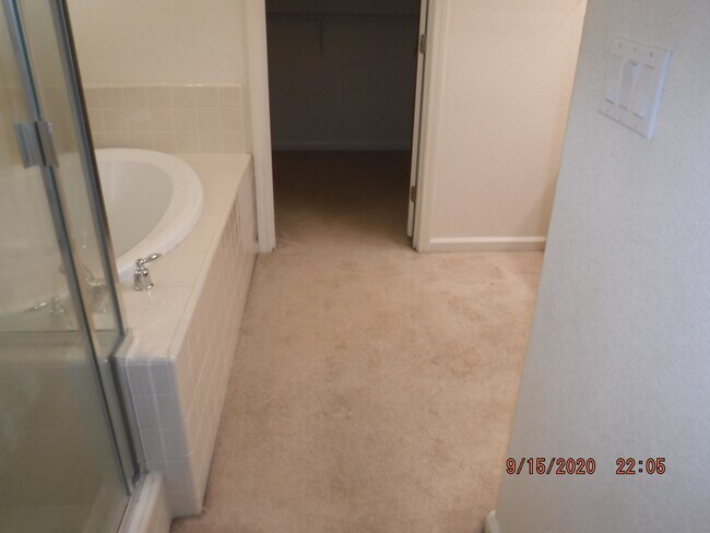 Building Photo - 1735 Cattail Dr