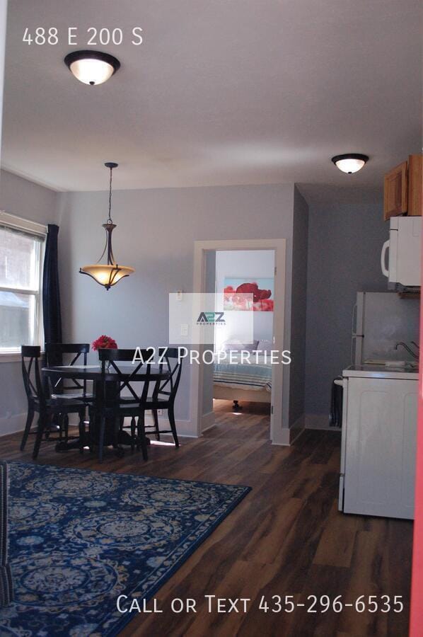 Building Photo - 488 200 S