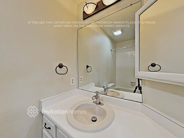 Building Photo - 7736 Halleys Dr