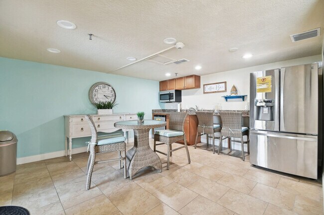 Building Photo - 15400 Gulf Blvd