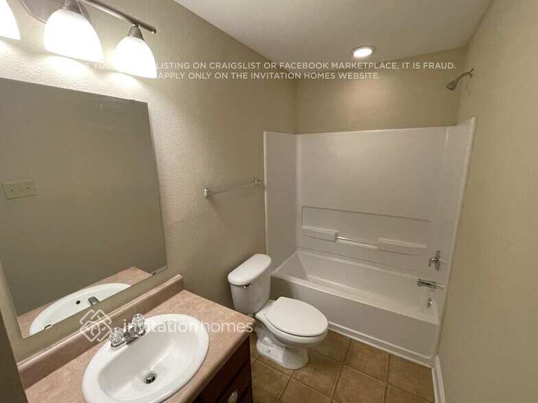 Building Photo - 3337 Table Rock Dr