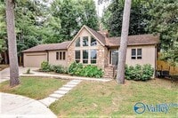 Building Photo - 710 Crestview Dr