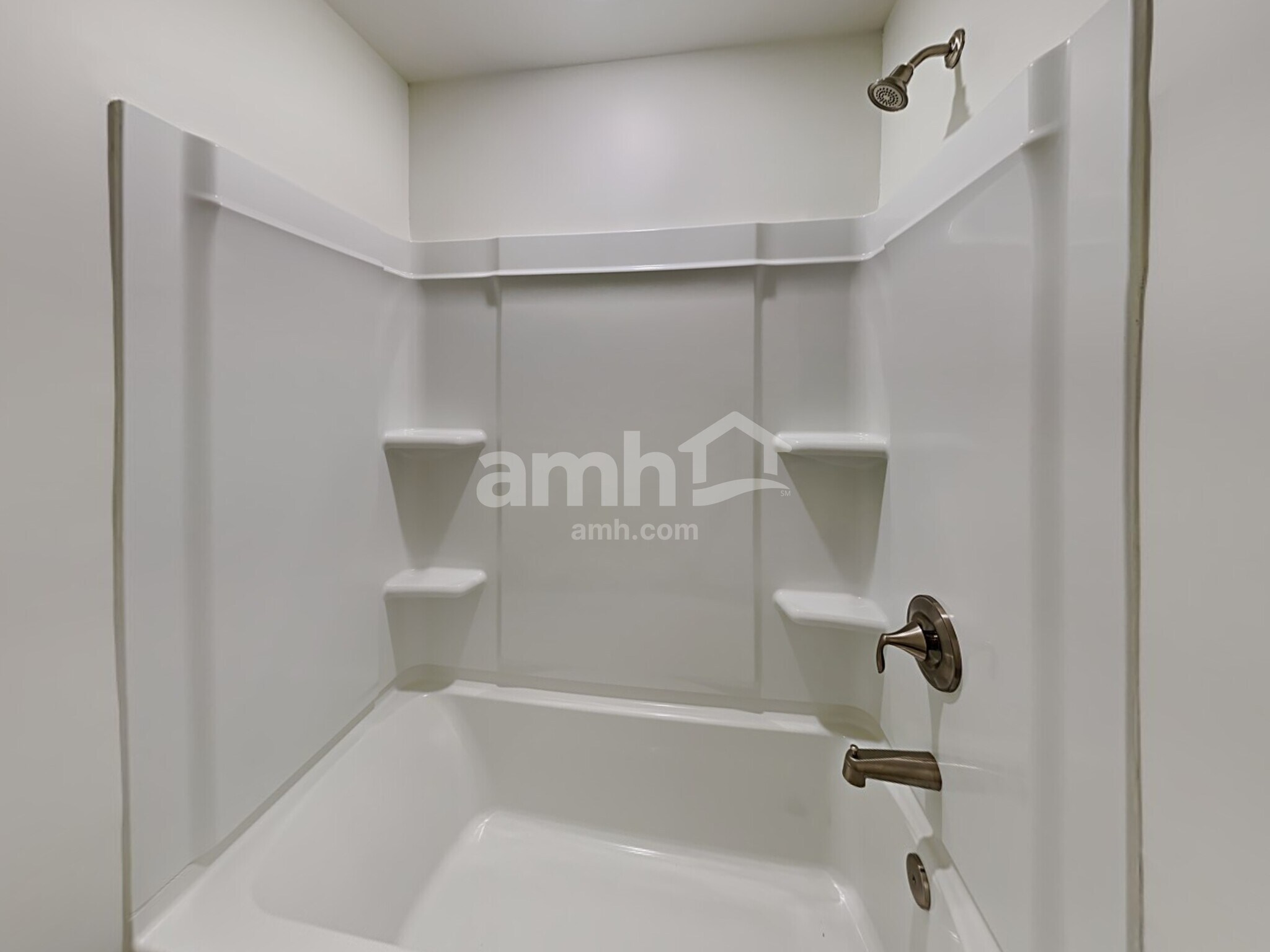 Building Photo - 565 Slew Dr