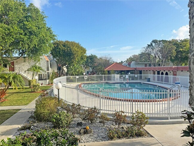 Building Photo - 8701 SW 141st St