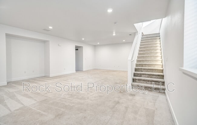 Building Photo - 3628 Red Feather Trl