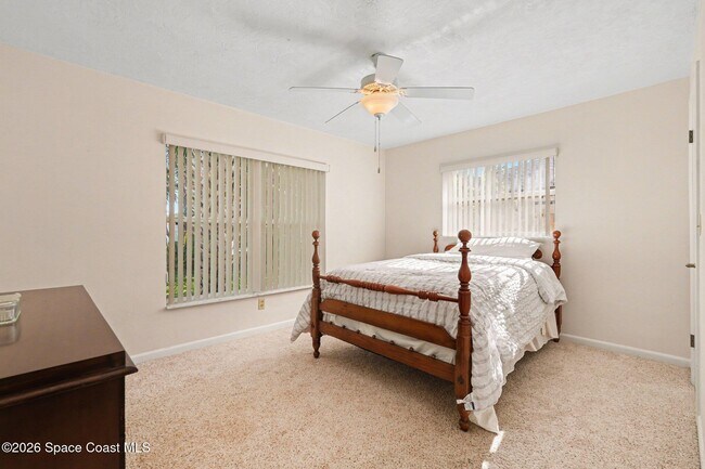 Building Photo - 108 Delvalle St