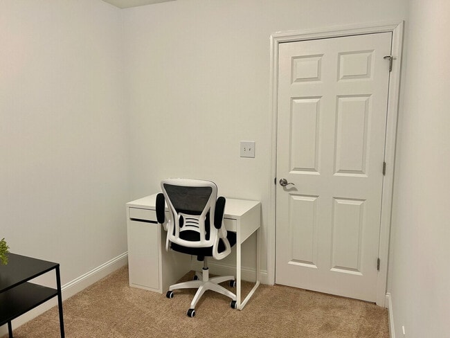 Building Photo - 800-898 Jefferson Street-SI ID1507574P