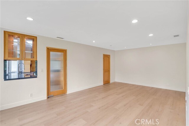 Building Photo - 859 St Katherine Dr