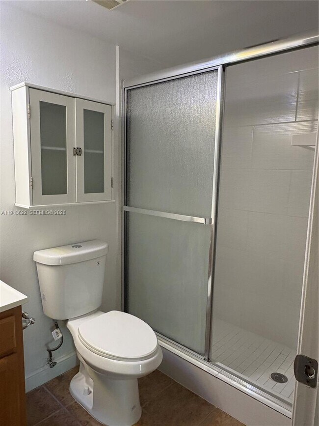 Building Photo - 7680 Westwood Dr