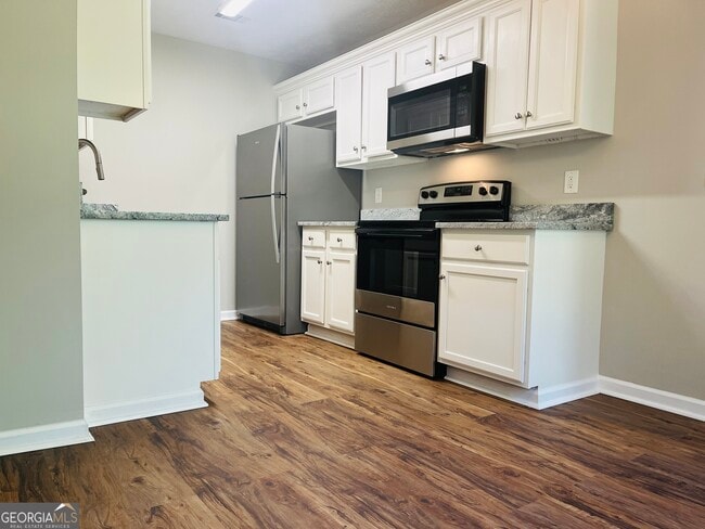 Building Photo - 313 Baileys Way