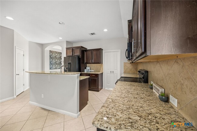 Building Photo - 2809 Camp Cooper Dr