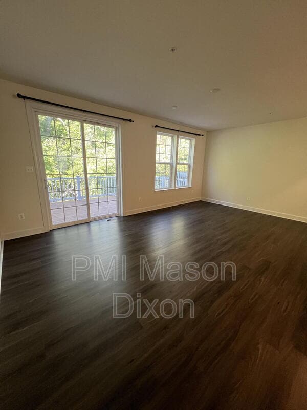 Building Photo - 9105 Fox Stream Way