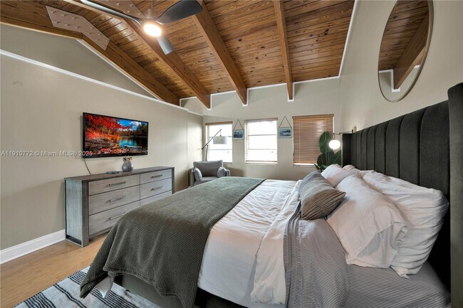 Building Photo - 18900 Belview Dr