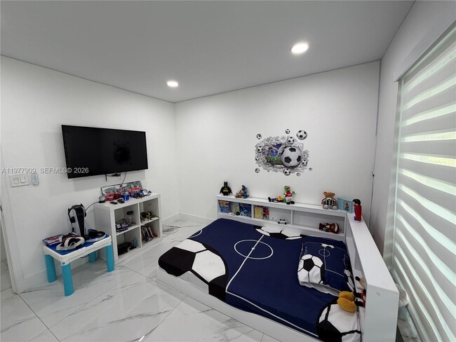 Building Photo - 11300 NW 5th St