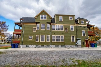 Building Photo - 67 Harvard Pl