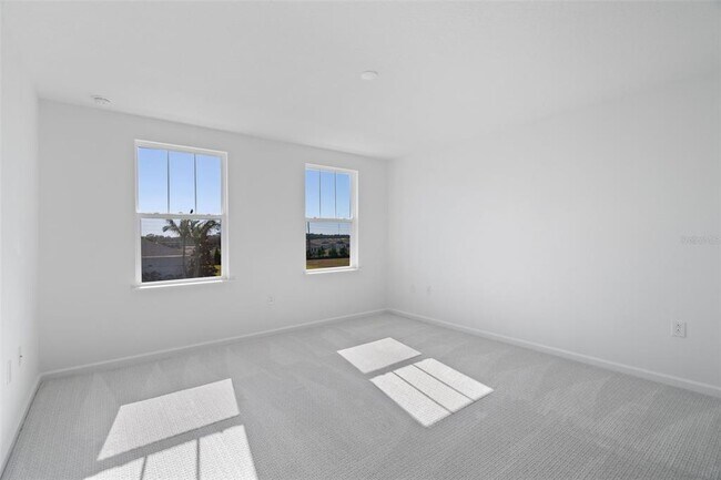 Building Photo - 1601 Pinecliff Dr