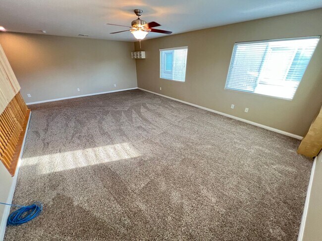Building Photo - **COMING SOON** UPGRADED 5BD/3.5BA SUMMERLIN HOME W/ POOL!