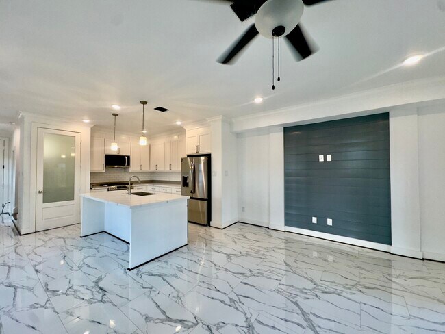 Building Photo - 10232 Porto Rico Rd