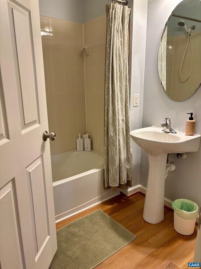 Building Photo - 1548 Montessori Terrace