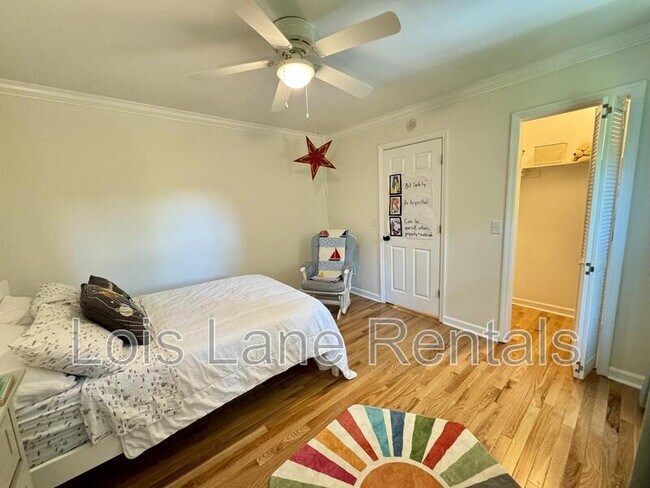 Building Photo - 978 Mooring Dr