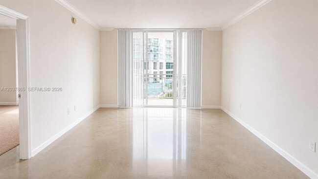 Building Photo - 2000 N Bayshore Dr