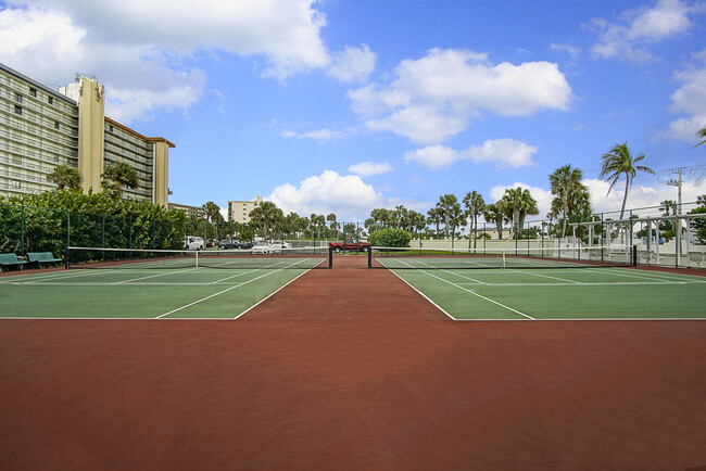 Building Photo - 10600 S Ocean Dr