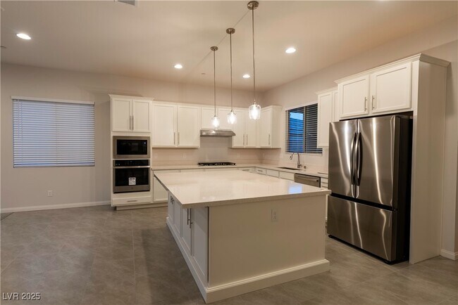 Building Photo - 11658 Hatchling Ave