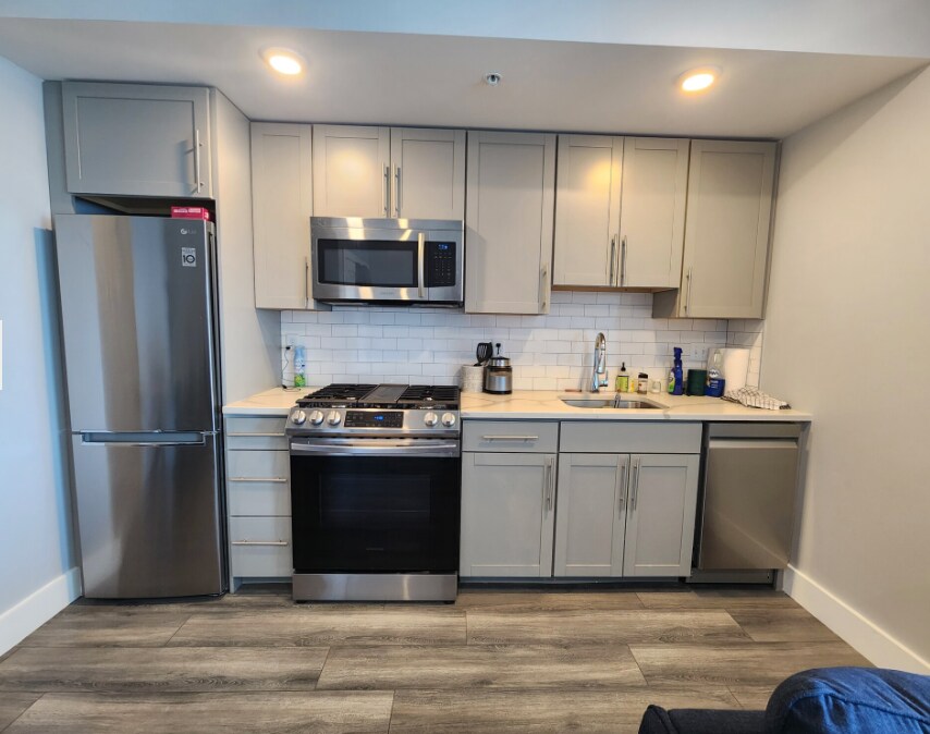 Building Photo - 55 W Fifth St