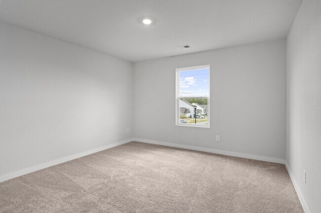 Building Photo - 1031 Peaceful Fawn Dr