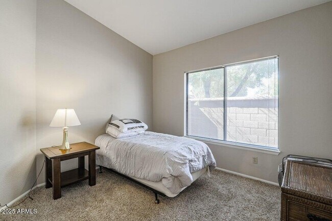 Building Photo - 15629 N 51st St