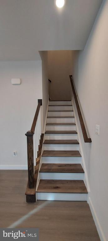 Building Photo - 5970 Fallfish Ct