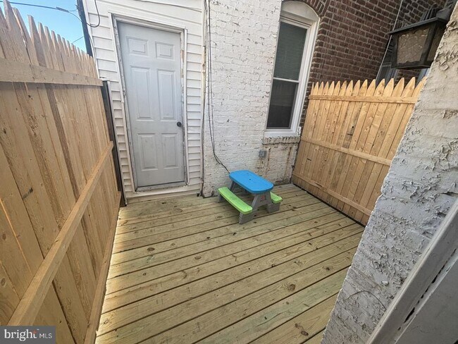 Building Photo - 5965 Springfield Ave