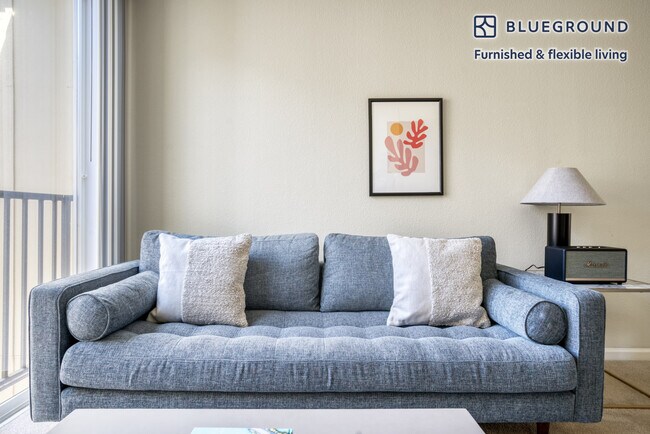 Building Photo - 1000 National Ave