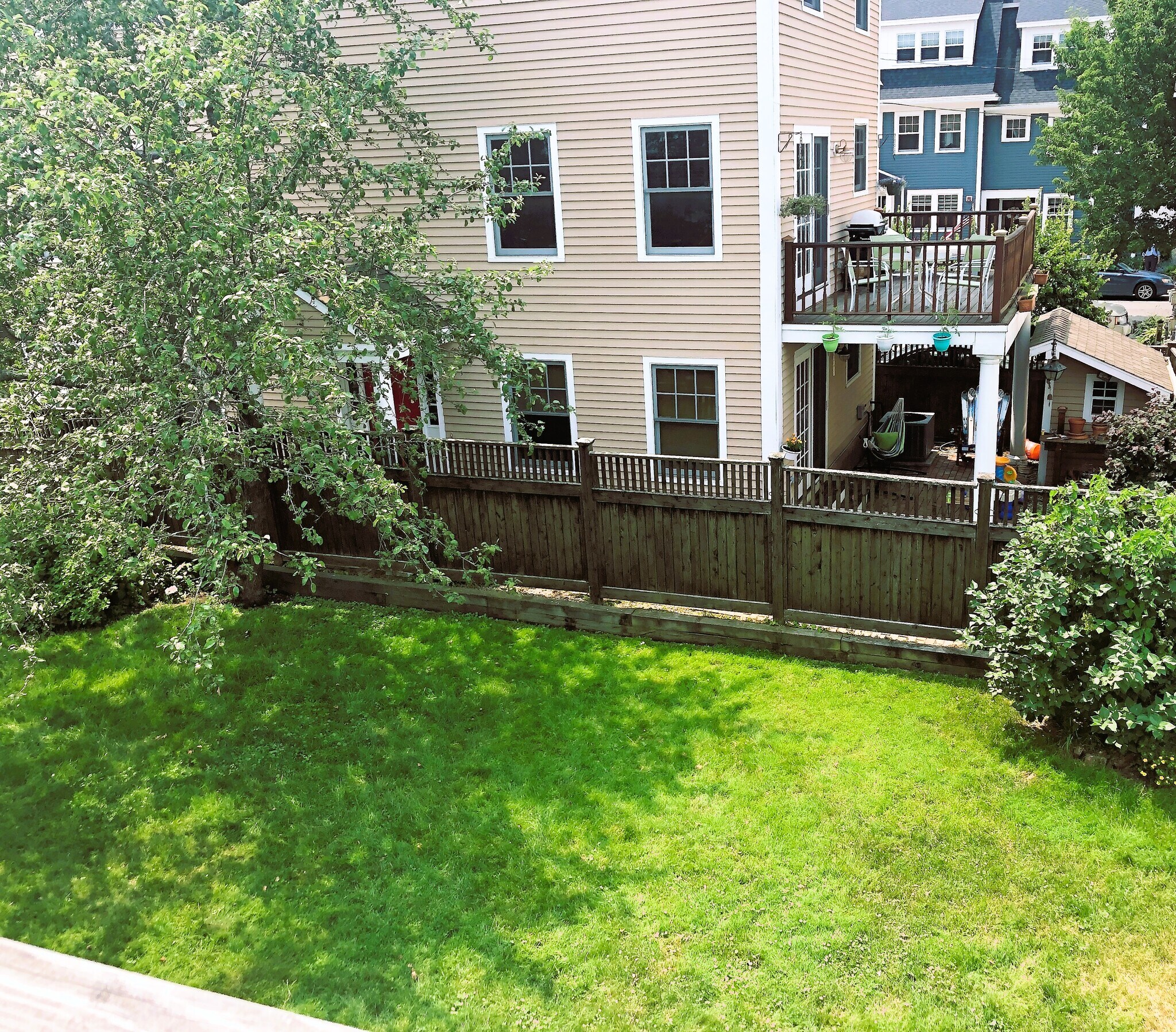 Fenced Yard - 28 Langdon St