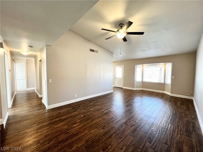 Building Photo - 6446 Meadowlark Ln