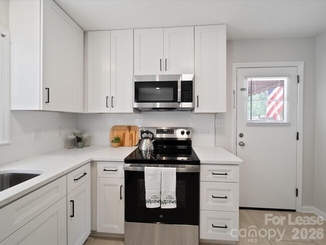 Building Photo - 2213 Milton Rd