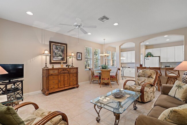 Building Photo - 153 Evergrene Pky