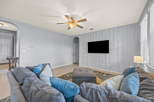Building Photo - 11309 Birlandier Ct