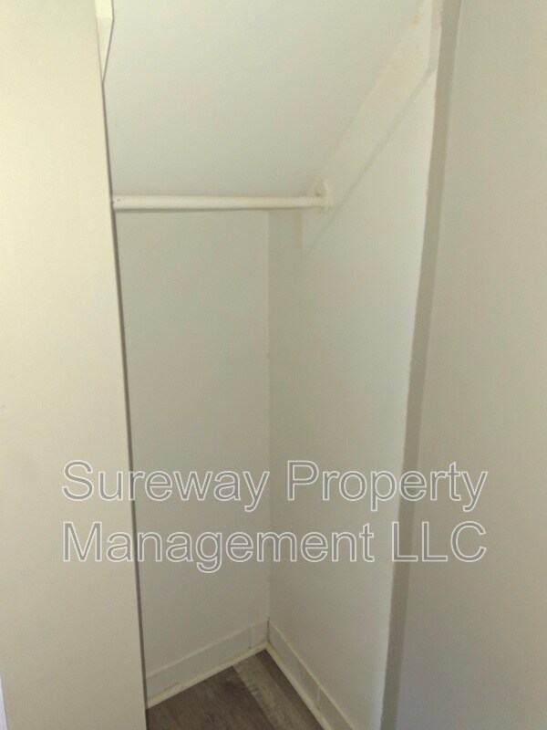 Building Photo - 401-403-403 Champion Ave
