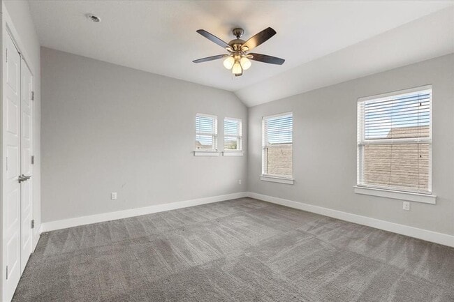 Building Photo - 6009 Baythorne Dr