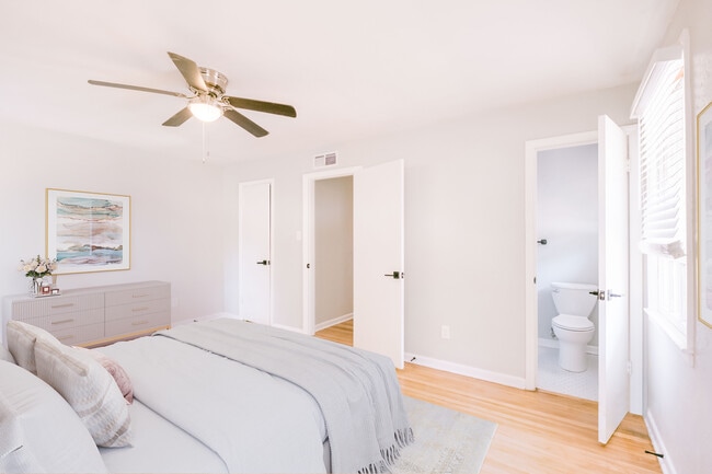 Building Photo - 9 Berkley Pl